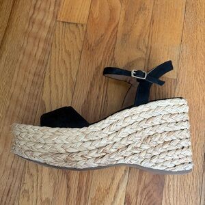 Universal Thread Black Espdrille Wedges